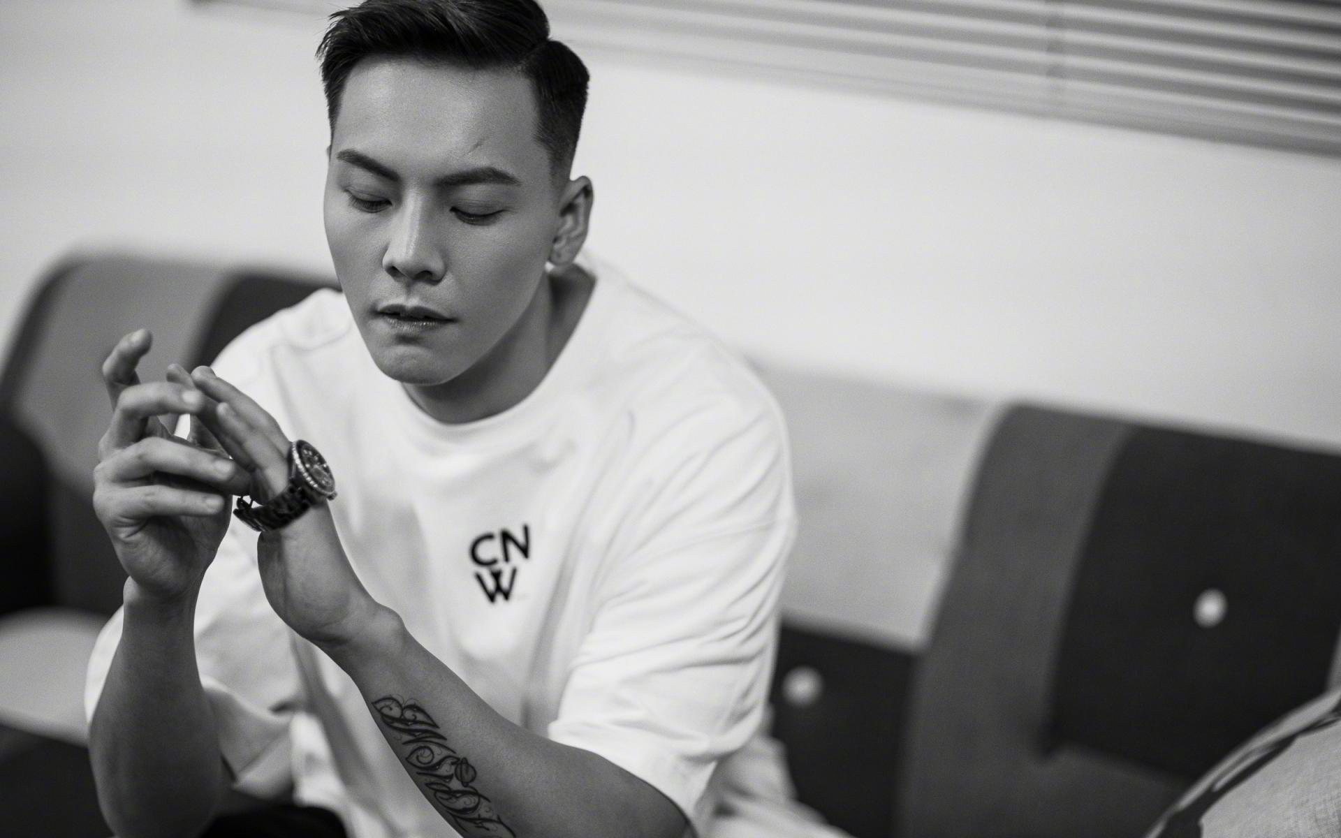 瑞士队在巴黎奥运会比赛中展现出强大的个人突破能力，奥运会瑞士代表团