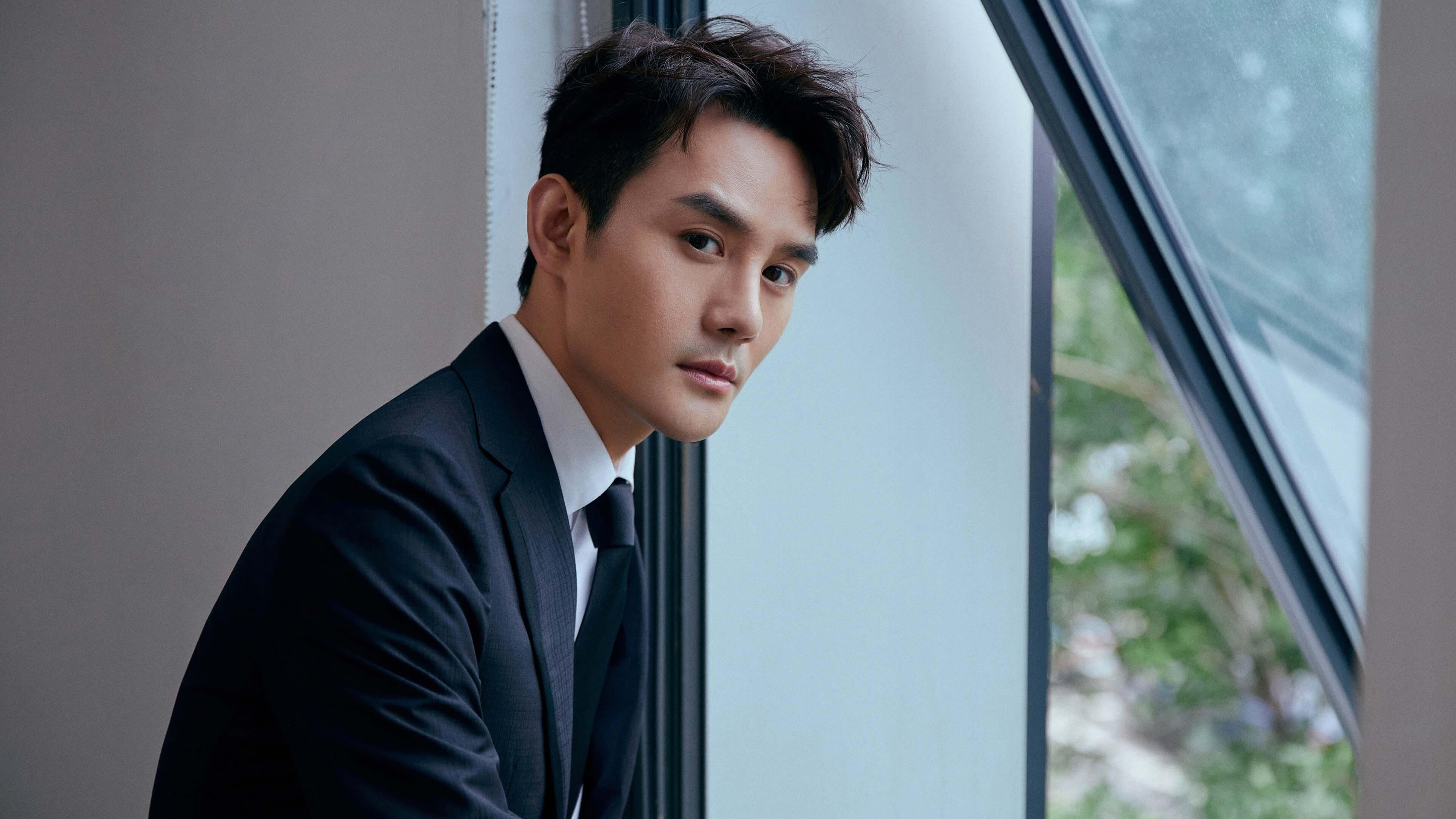 西班牙反曲弓男队在“春箭”大奖赛中获得第四名，西班牙弓箭手庆祝动作