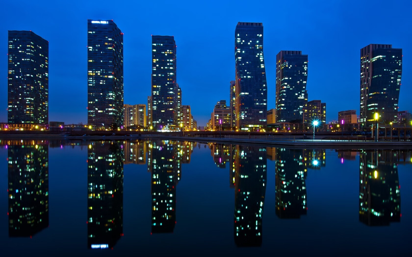 助教突然离队，球队管理层深夜急急闭门会议，nba助教