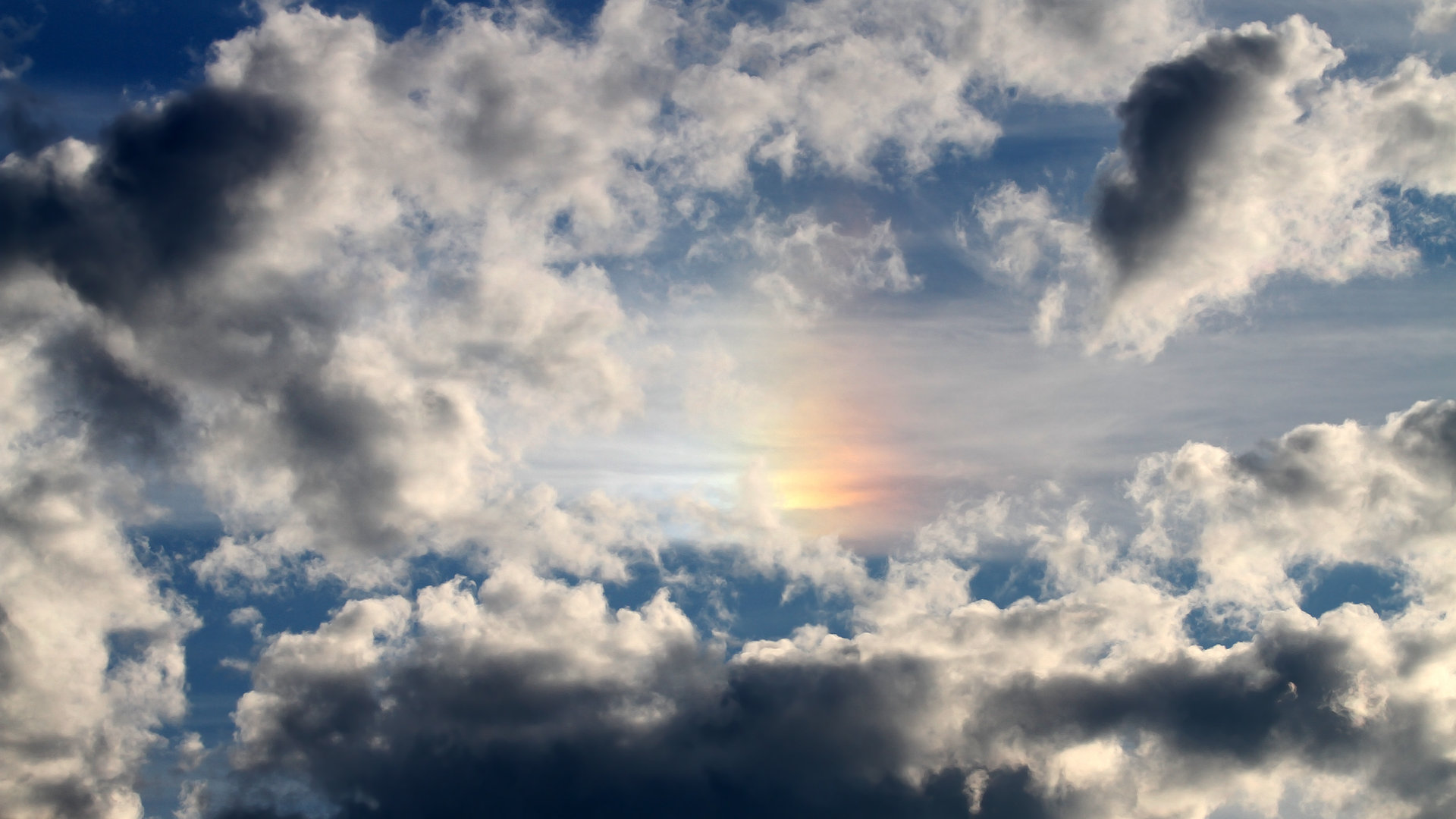 皇家马德里夺冠热门稳固，皇家马德里冠军