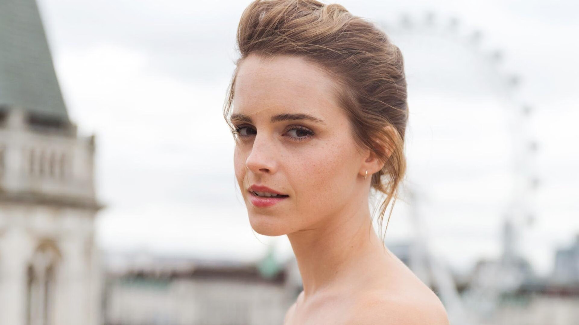 全国青年足球锦标赛华南队勇夺头名，全国青年足球联赛