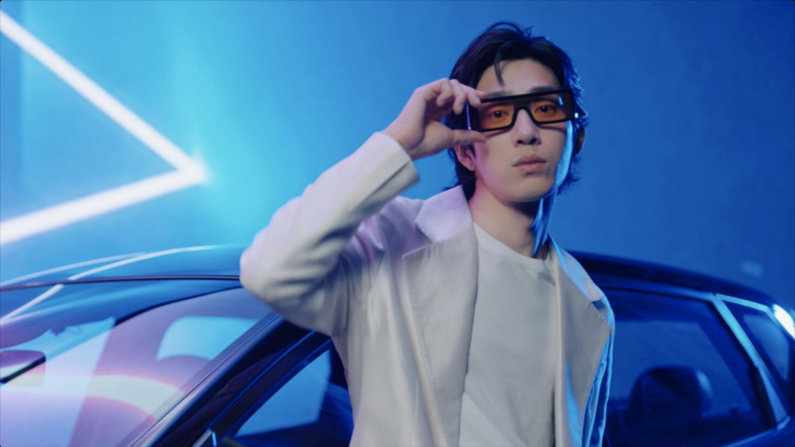 “台球高手齐聚天府校区,挑战精准与速度的极限”